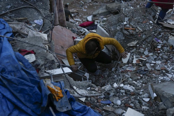 Con số thương vong trong thảm họa động đất Thổ Nhĩ Kỳ không ngừng tăng  - 4