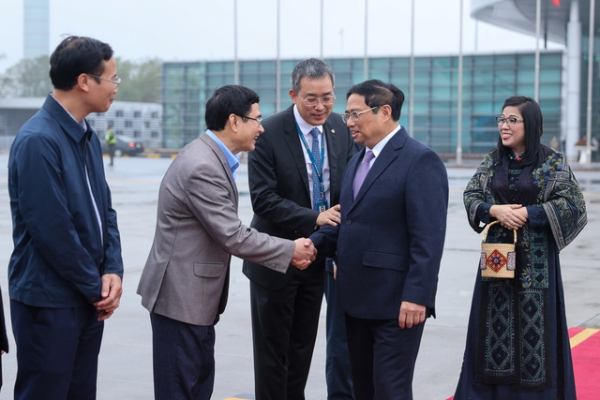 Thủ tướng lên đường thăm chính thức Cộng hòa Singapore và Brunei Darussalam -0