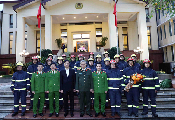 Việt Nam chung tay chia sẻ khó khăn với Thổ Nhĩ Kỳ -0