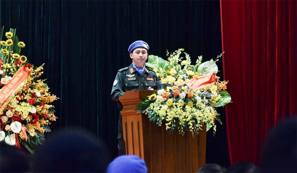 Sĩ quan CAND Việt Nam đầu tiên tại Trụ sở Liên hợp quốc: Khi truyền cảm hứng cũng là nhiệm vụ! -0