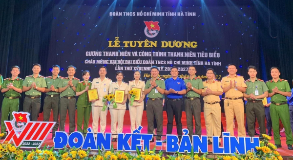 Nữ Thượng úy Công an xinh đẹp dự Hội nghị thanh niên ASEAN - Ấn Độ -0