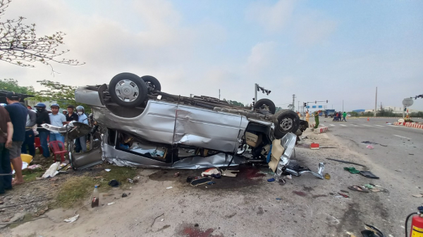 Hiện trường vụ tai nạn thảm khốc làm 8 người thiệt mạng tại Quảng Nam -2