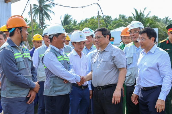 Thủ tướng chấn chỉnh khâu GPMB, đôn đốc dự án cầu Rạch Miễu 2 và khảo sát tuyến đường ven biển Bến Tre -0