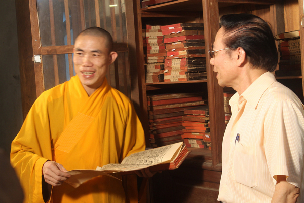 Về mộc bản “Cư trần lạc đạo phú” của Phật hoàng Trần Nhân Tông -0