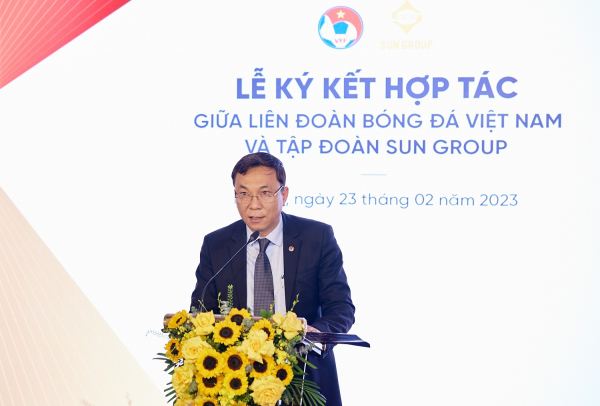 Tập đoàn Sun Group hợp tác với VFF cùng phát triển bóng đá Việt Nam  -0