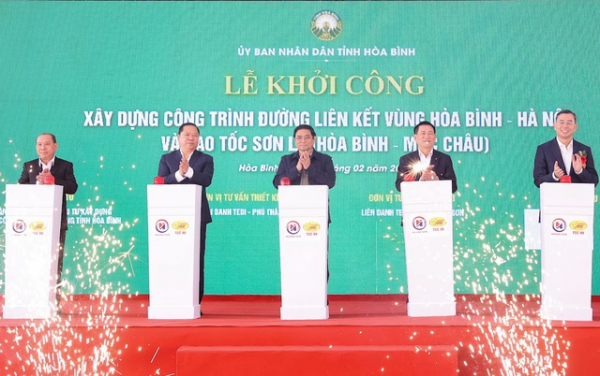 Thủ tướng lưu ý một số vấn đề trong triển khai đường liên kết vùng Hòa Bình - Hà Nội và cao tốc Sơn La -0