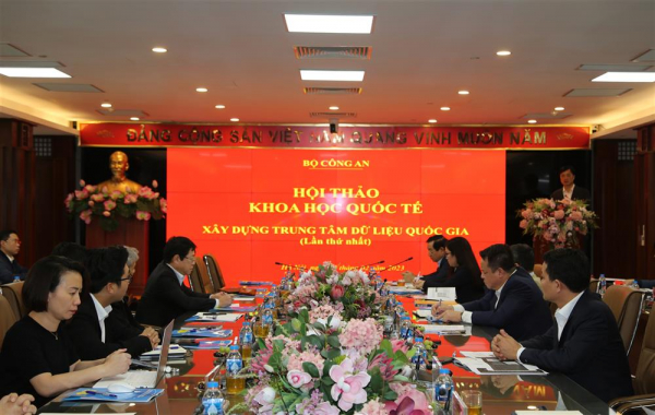International scientific seminar on building a national data center held in Hanoi -0