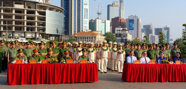 Công an TP Hồ Chí Minh: Tuyên dương 75 gương trong thực hiện Sáu điều Bác Hồ dạy CAND -0