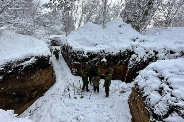 Nga dựng tuyến phòng thủ ở biên giới với Ukraine -0
