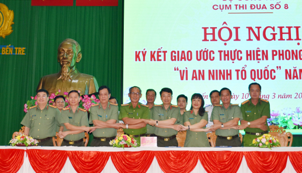 Cụm Thi đua số 8 - Bộ Công an ký giao ước thi đua “Vì ANTQ” năm 2023 -0