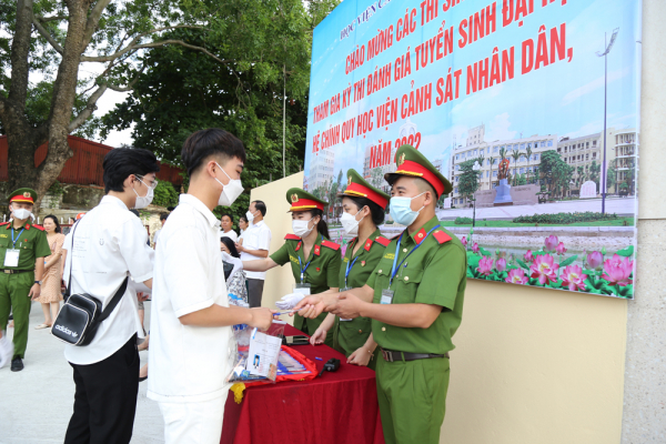 Dự kiến bỏ 2 mã bài thi trong kỳ thi đánh giá tuyển sinh CAND năm 2023 -0