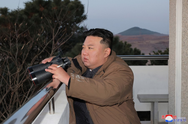 Triều Tiên công bố loạt ảnh phóng tên lửa, thể hiện 