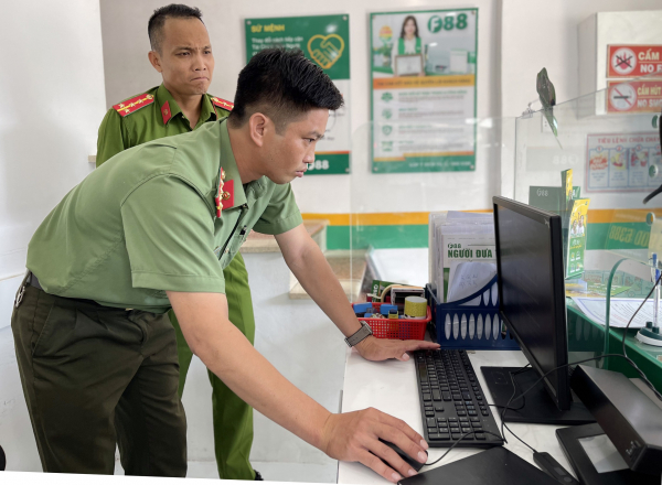 Công an Kiên Giang kiểm tra 4 địa điểm kinh doanh của F88 tại Rạch Giá -0
