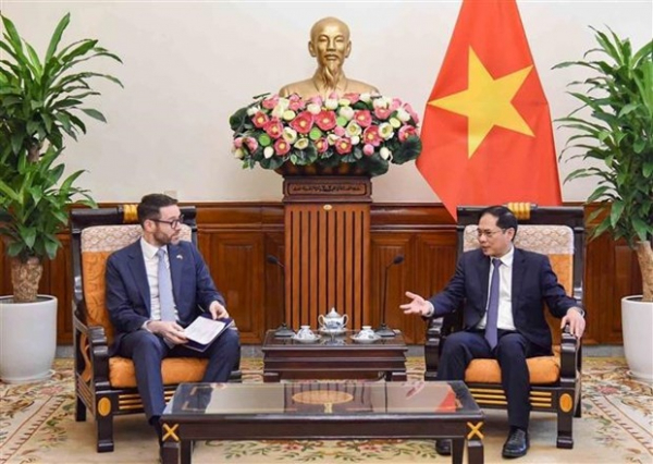 Vietnam to expand cooperation in areas of UK’s strength -0