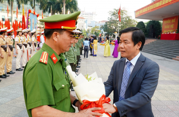 Công an tỉnh Thừa Thiên-Huế khai mạc Đại hội khỏe Vì An ninh Tổ quốc -1