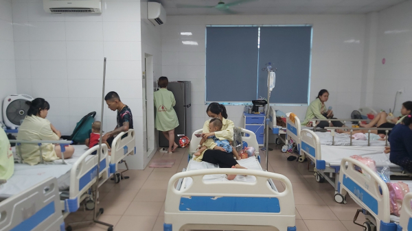 Hà Nội tăng mạnh ca mắc tay chân miệng -0