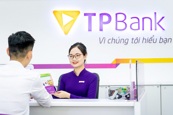 TPBank liên kết với VNPost ra mắt dịch vụ tài chính ngân hàng phục vụ tại bưu điện -0