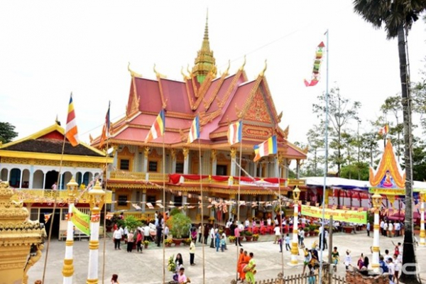 PM extends greetings to Khmer people on Chol Chnam Thmay festival -0