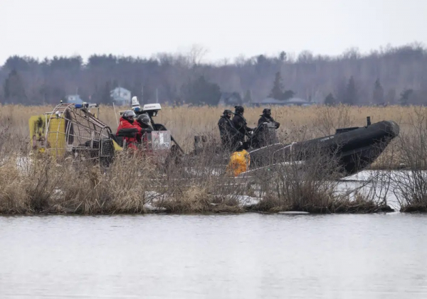 Vượt biên từ Canada vào Mỹ bất thành, 8 người mất mạng trong đầm lầy -0