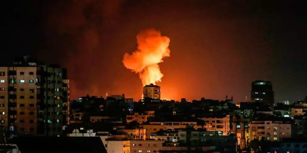 Israel đêm thứ ba tập kích Syria -0