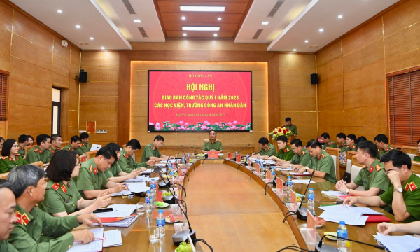 Phân công trách nhiệm cụ thể để tổ chức thực hiện có hiệu quả từng nhiệm vụ trọng tâm -0