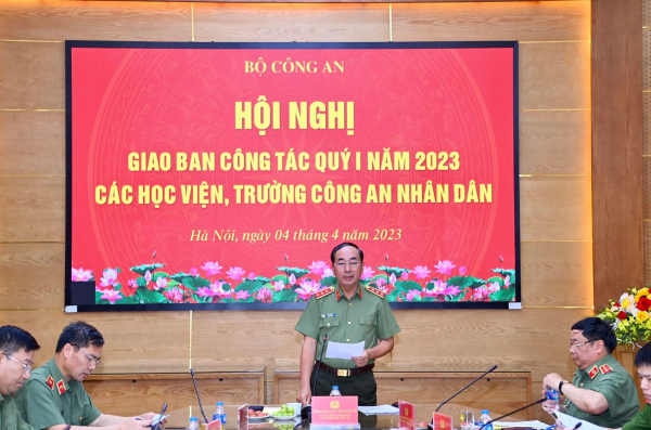 Phân công trách nhiệm cụ thể để tổ chức thực hiện có hiệu quả từng nhiệm vụ trọng tâm -0