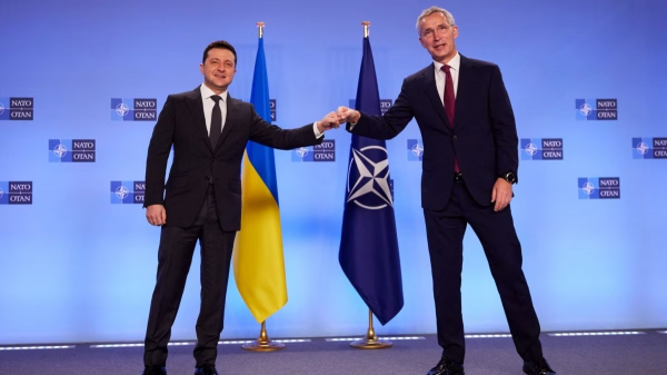 Sau kết nạp Phần Lan, NATO mời Tổng thống Ukraine họp thượng đỉnh -0