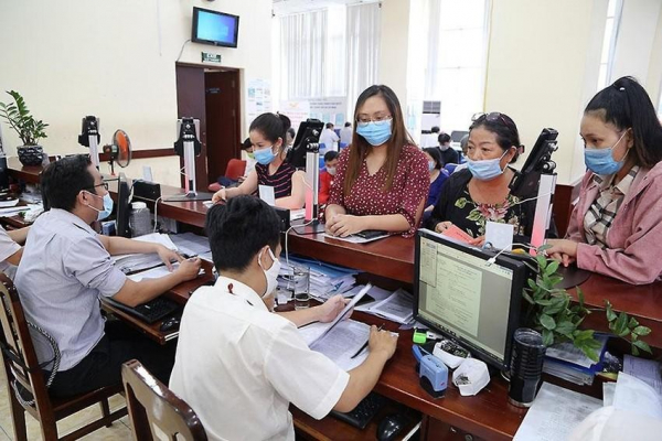 biên chế toàn hệ thống chính trị đang do bộ chính trị quản lý thống nhất, với yêu cầu tinh giản liên tục từ 2016 đến nay và tiếp tục giao chỉ tiêu cụ thể đến 2026. ảnh hoàng giang..jpg -0