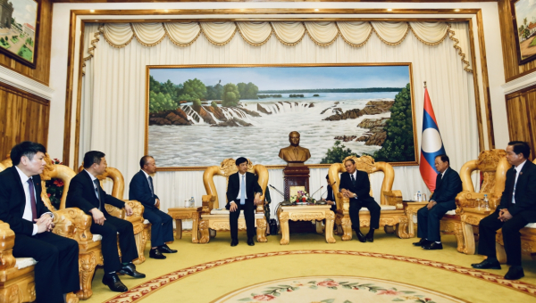 Lãnh đạo Bộ Công an Việt Nam chào xã giao Phó Thủ tướng, Bộ trưởng Bộ Công an Lào -0