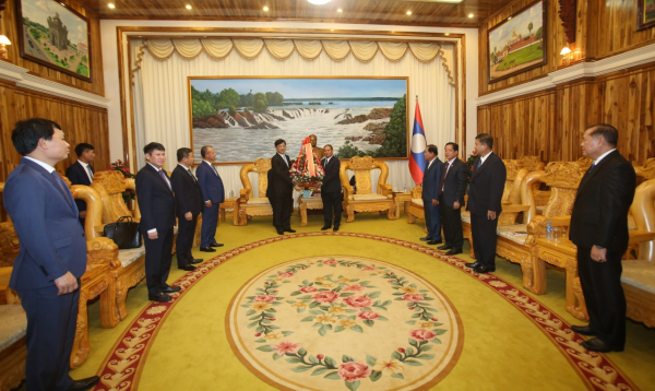 Lãnh đạo Bộ Công an Việt Nam chào xã giao Phó Thủ tướng, Bộ trưởng Bộ Công an Lào -0