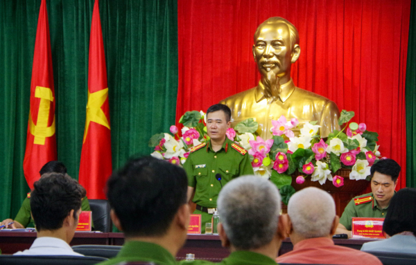 Đối thoại gần gũi, giải đáp thắc mắc cho hơn 300 người lầm lỡ, tái hòa nhập cộng đồng -0