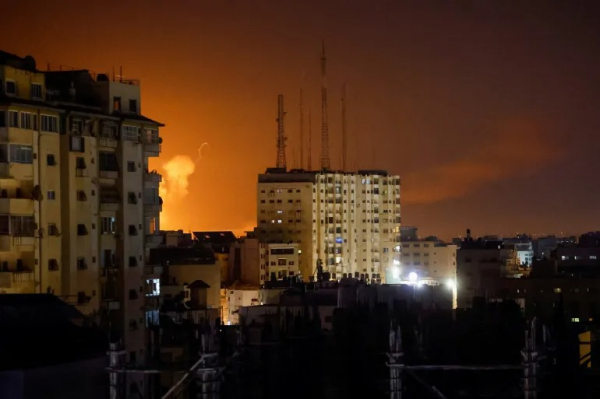 Israel tiếp tục không kích dữ đội Gaza -0
