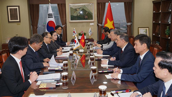 Minister To Lam holds talks with the Prosecutor General of the Supreme Prosecutors' Office of the Republic of Korea -0