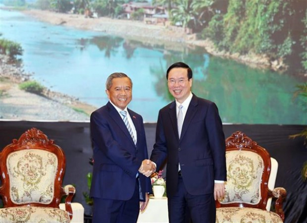 President Vo Van Thuong delighted at Vietnam-Laos ties -0