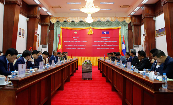 Hội đàm Cấp cao giữa Bộ Công an Việt Nam và Bộ Công an Lào -0