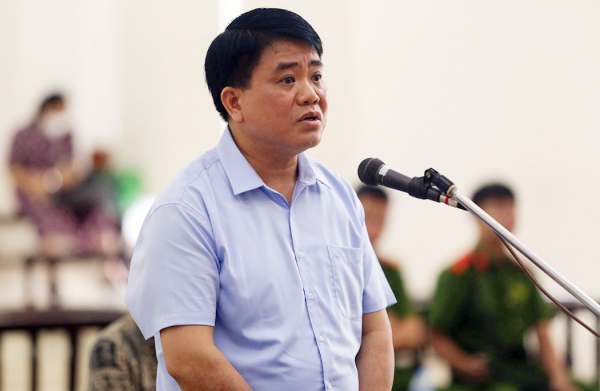 Điều tra bổ sung cựu Chủ tịch TP Hà Nội Nguyễn Đức Chung trong vụ nâng giá cây xanh  -0