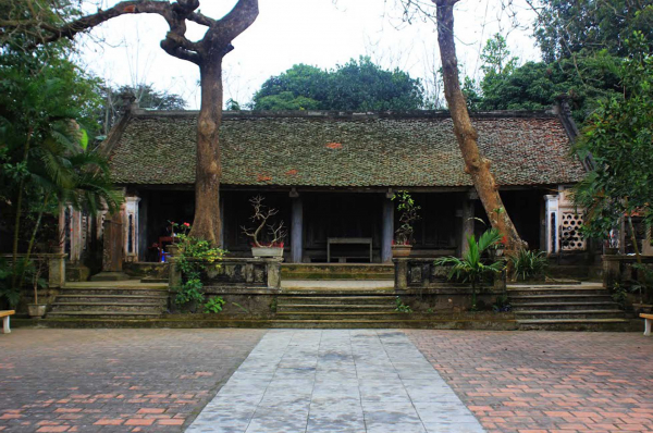 den tho ly thuong kiet.jpg -0