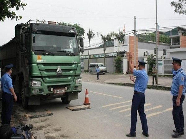 Hà Nội: Thanh tra giao thông lập 57 chốt, phân luồng chống ùn tắc dịp nghỉ lễ 30/4 -0