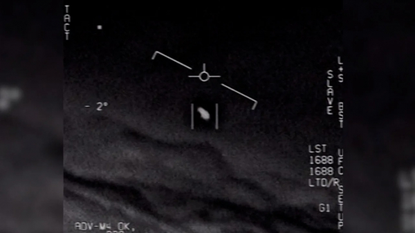 Lầu Năm Góc công bố video UFO ở Trung Đông -0