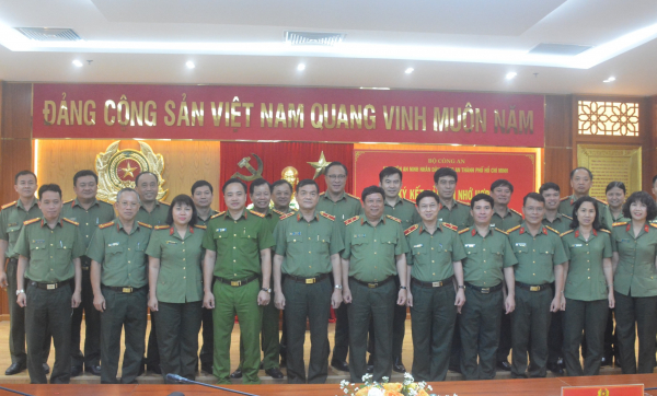 Học viện An ninh nhân dân và Công an TP Hồ Chí Minh ký kết Bản ghi nhớ hợp tác  -0