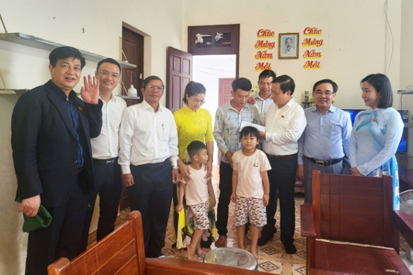 Những đại biểu dân cử nơi đầu sóng ngọn gió (bài cuối) -0
