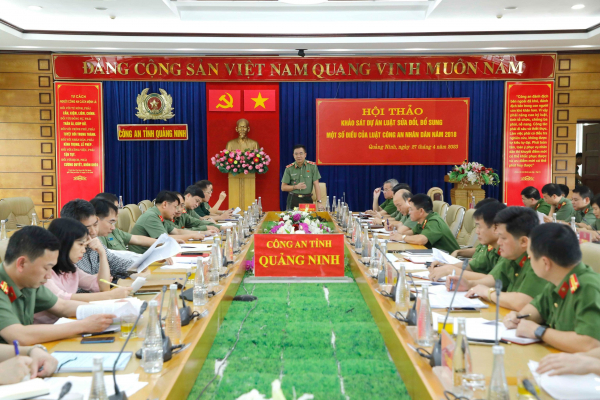 Tiếp tục khảo sát thẩm tra dự án Luật sửa đổi, bổ sung một số điều của Luật CAND tại Công an tỉnh Quảng Ninh -0