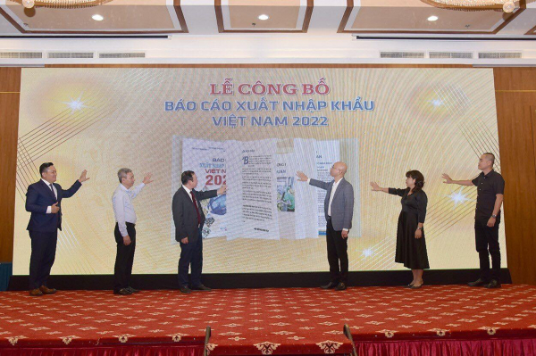 Công bố ‘‘Báo cáo Xuất nhập khẩu Việt Nam 2022