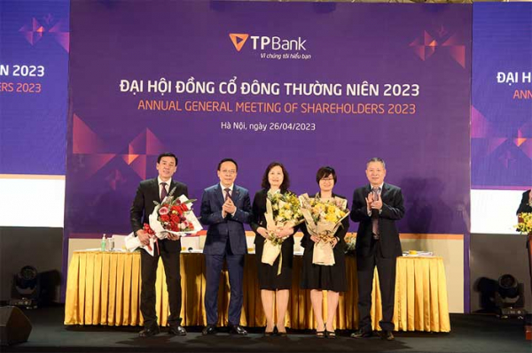 Đại hội cổ đông  TPBank: Mục tiêu kinh doanh 8.700 tỷ trong năm 2023, tăng trưởng an toàn, bền vững -1