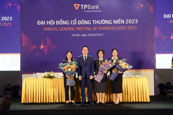 Đại hội cổ đông  TPBank: Mục tiêu kinh doanh 8.700 tỷ trong năm 2023, tăng trưởng an toàn, bền vững -2