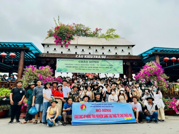 Trà Sư – điểm hút khách mùa lễ 30/4 -1/5 -0