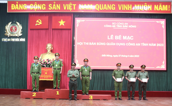 Sôi nổi hội thi bắn súng quân dụng Công an tỉnh Đắk Nông năm 2023 -0