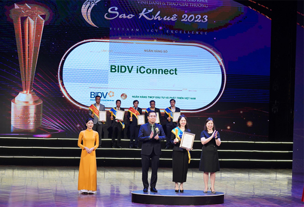 9 sản phẩm công nghệ thông tin của BIDV đạt giải Sao Khuê 2023 -0