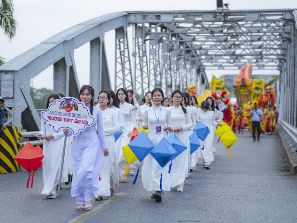 Sôi động lễ hội đường phố tại Festival Nghề truyền thống Huế -0