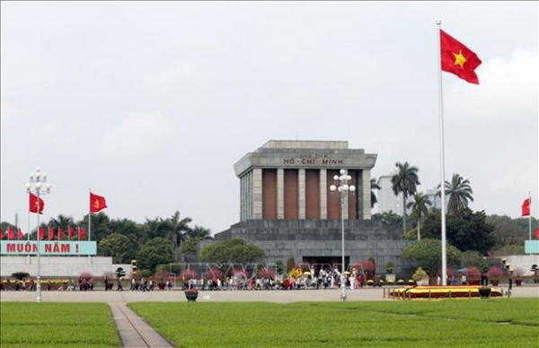 President Ho Chi Minh Mausoleum welcomes over 52,000 visitors during three holiday days -0